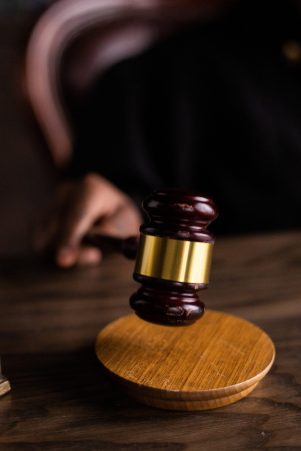 Negotiate a deed in lieu of foreclosure in Connecticut
